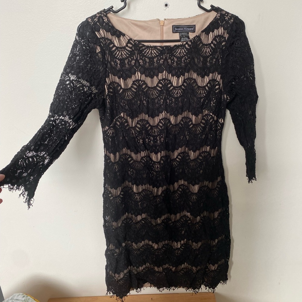 JESSICA HOWARD BLACK AND TAN LACE DRESS